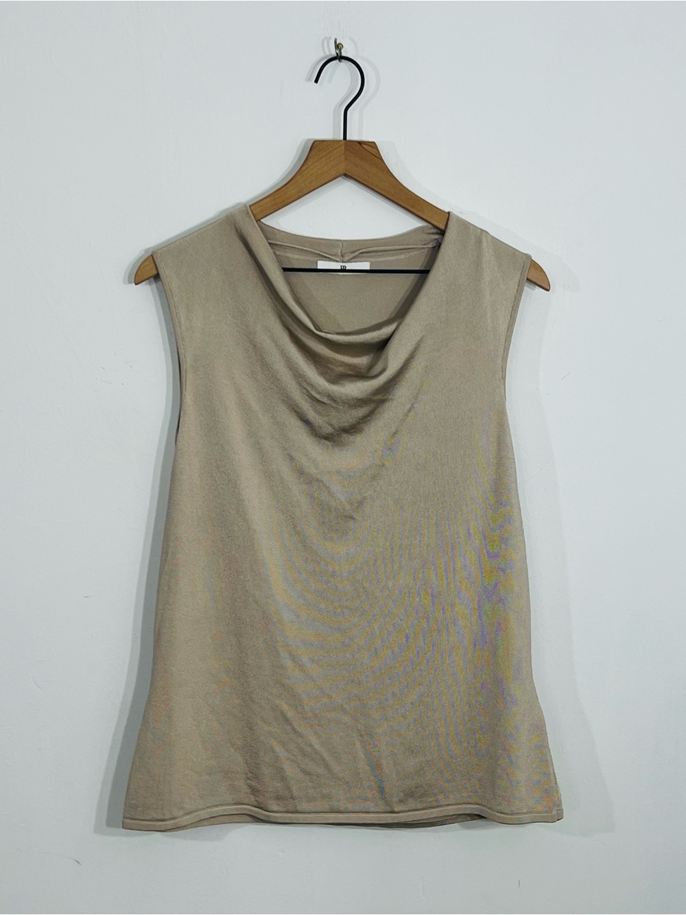 Banana Republic Beige Knit Sleeveless Draped Neckline Flattering Minimalist XL